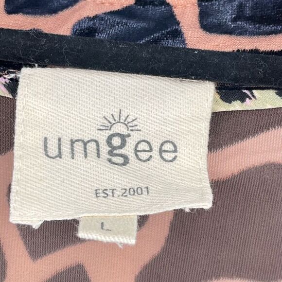 Umgee Women’s Brown Black Animal Print Velvet Burnout Button Front Blouse Large - Picture 9 of 12